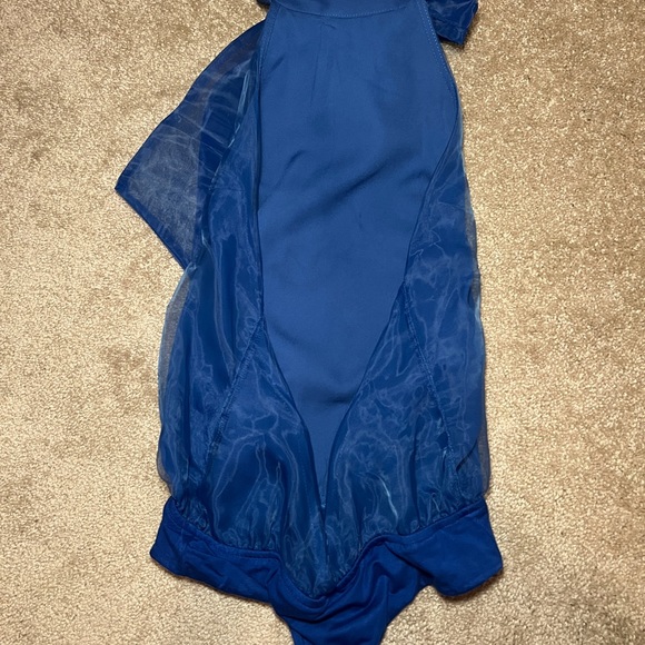 Wondrous Backless Halter Bodysuit - Picture 2 of 4